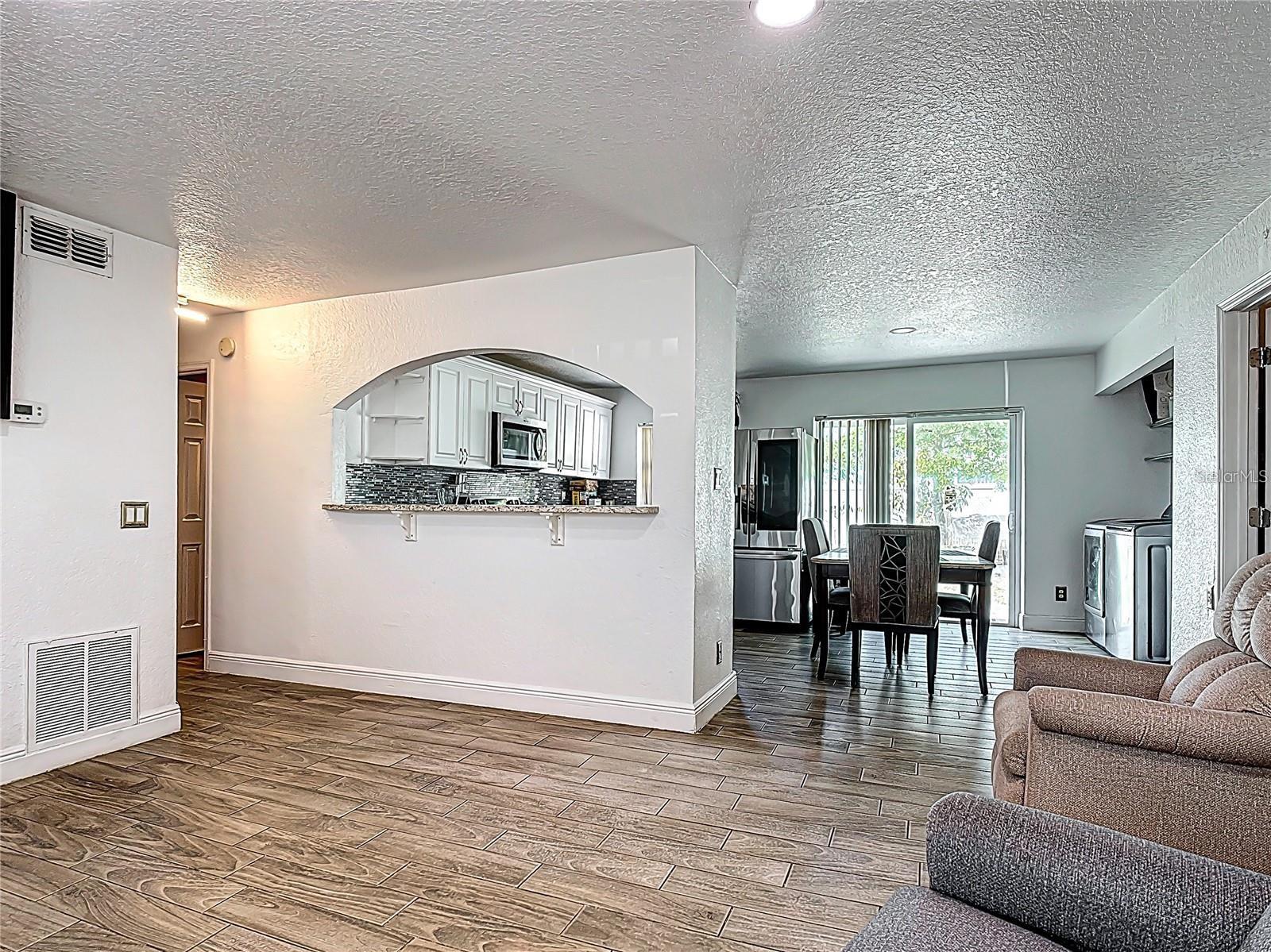 Image 9 of 23 For 7807 Pine Hawk Lane