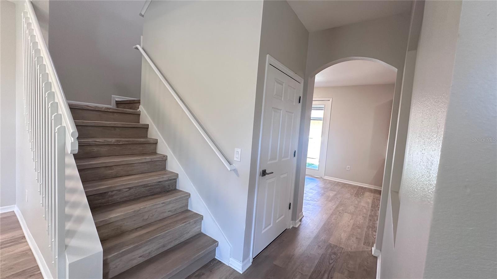 Image 6 of 28 For 4073 Viosca Place