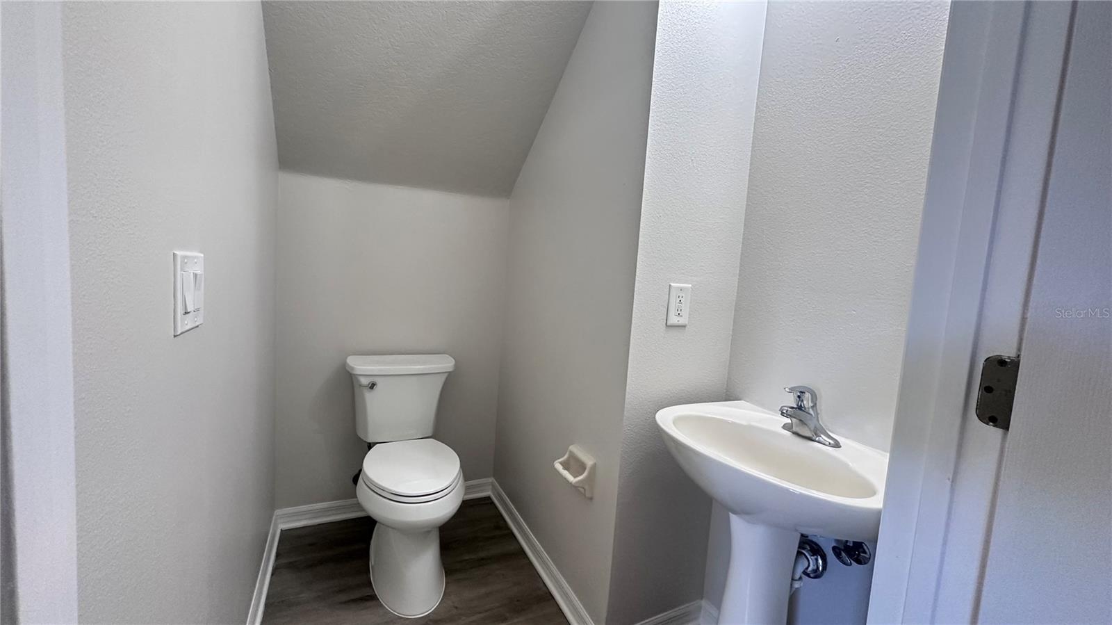 Image 7 of 28 For 4073 Viosca Place