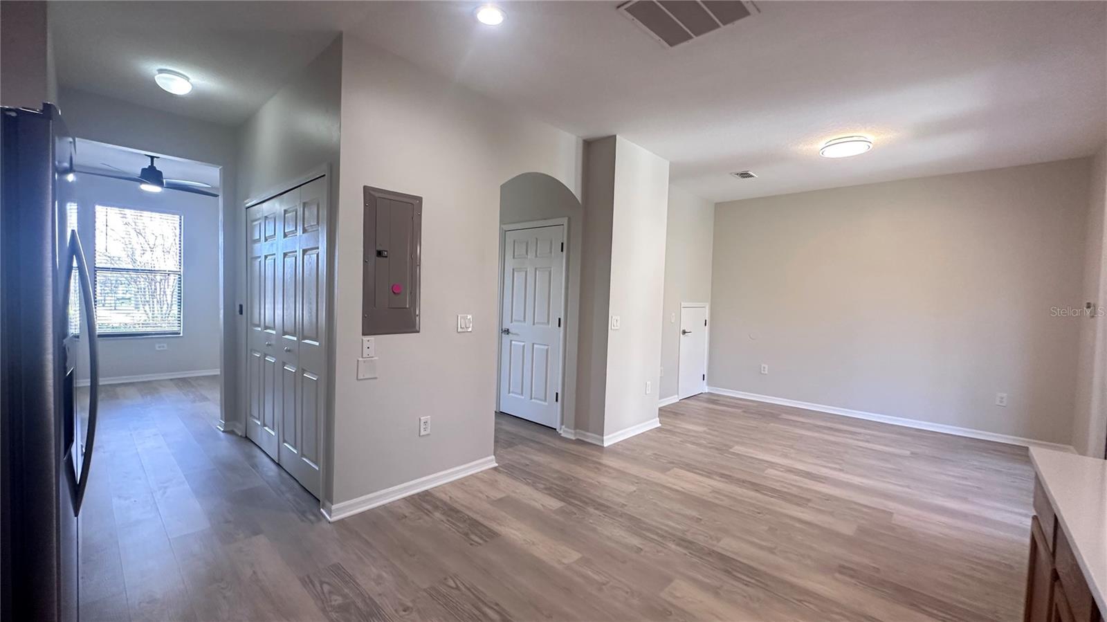 Image 8 of 28 For 4073 Viosca Place