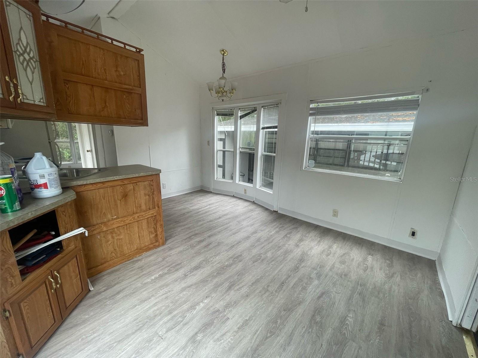 Image 15 of 31 For 3000 Clarcona Road 830