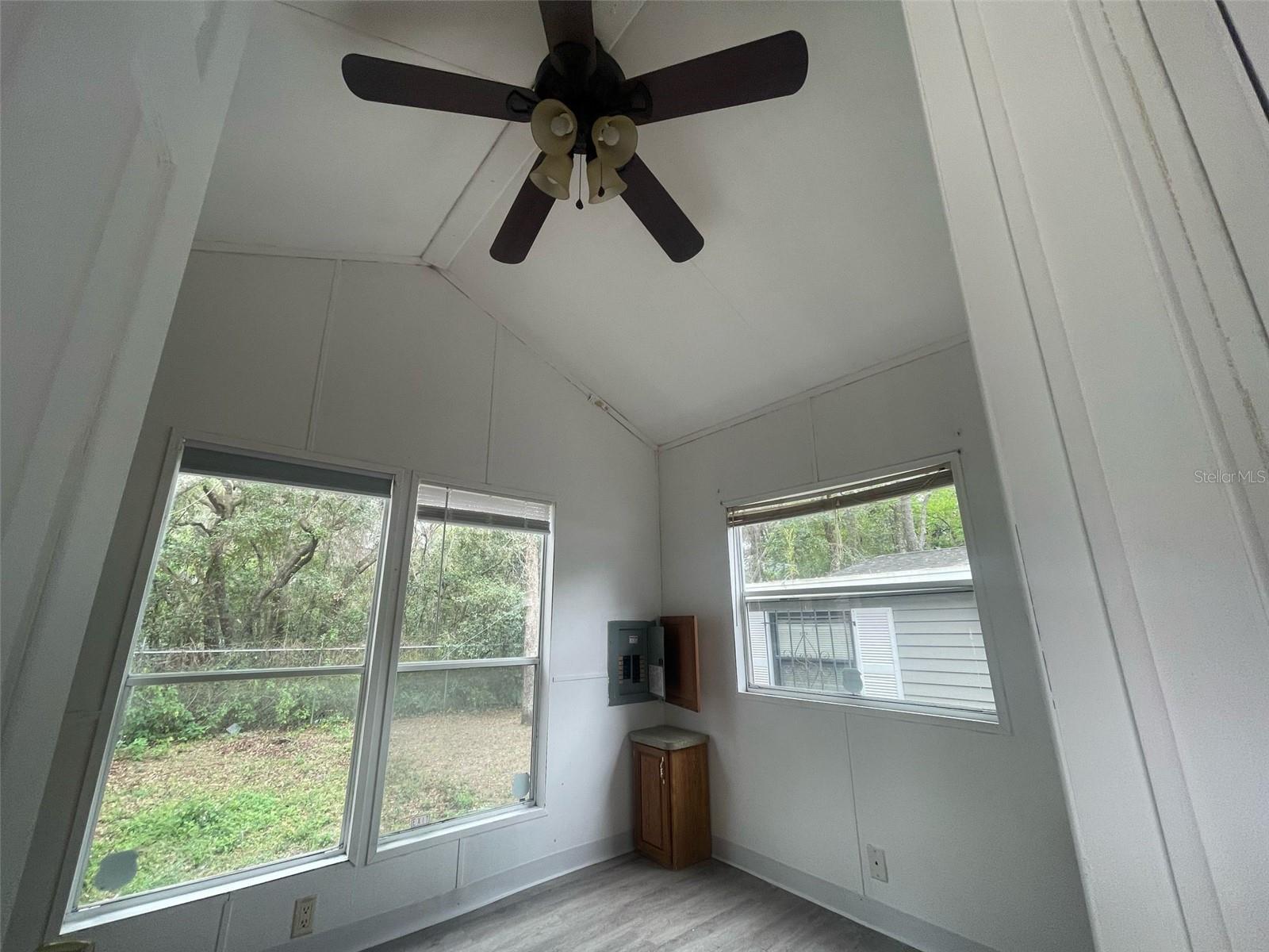 Image 18 of 31 For 3000 Clarcona Road 830