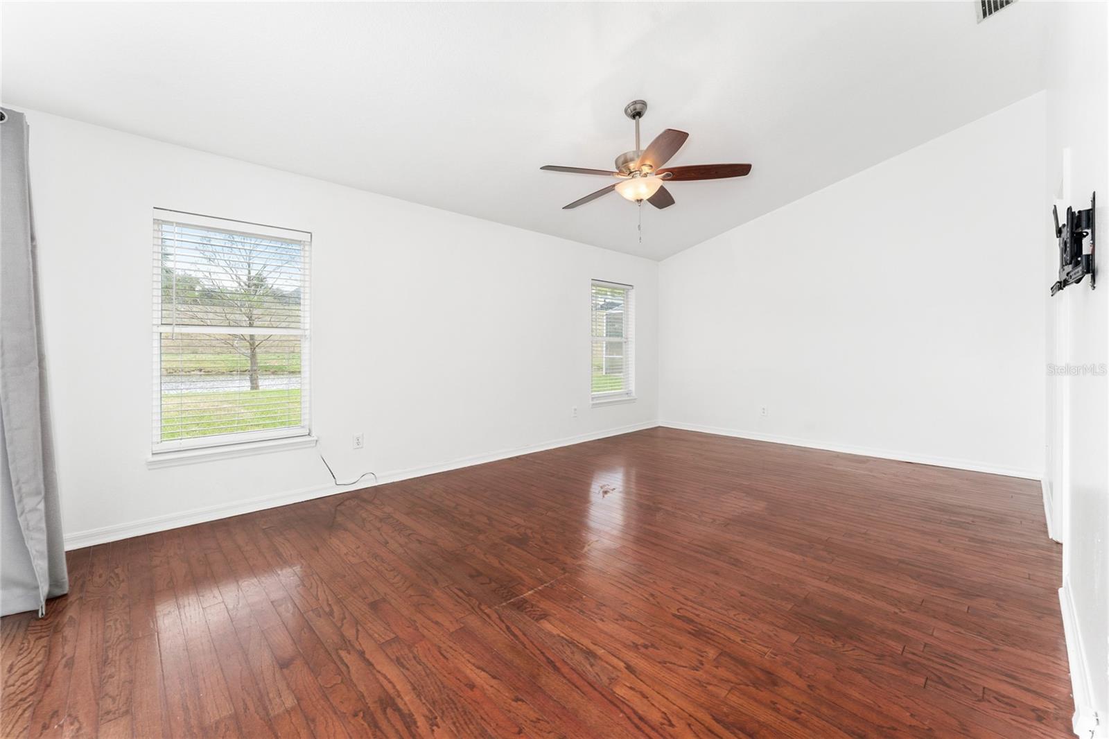 Image 15 of 29 For 8101 Canyon Lake Circle