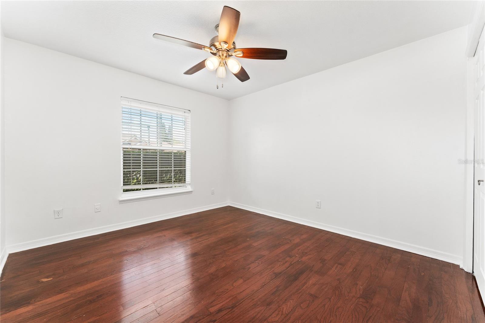 Image 25 of 29 For 8101 Canyon Lake Circle