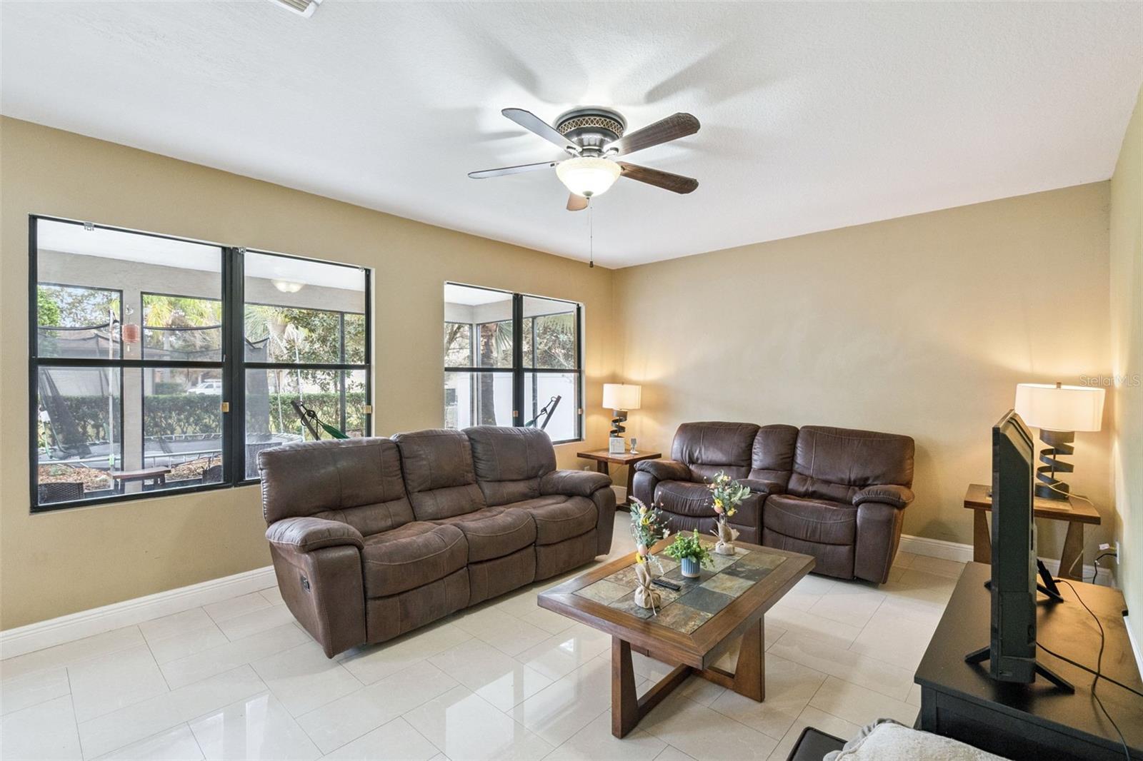 Image 17 of 43 For 4867 Sweet Cedar Circle