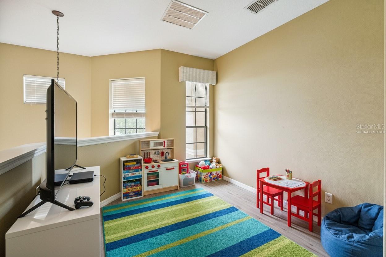 Image 21 of 43 For 4867 Sweet Cedar Circle