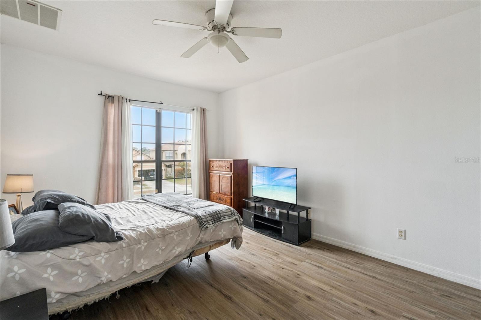 Image 24 of 43 For 4867 Sweet Cedar Circle