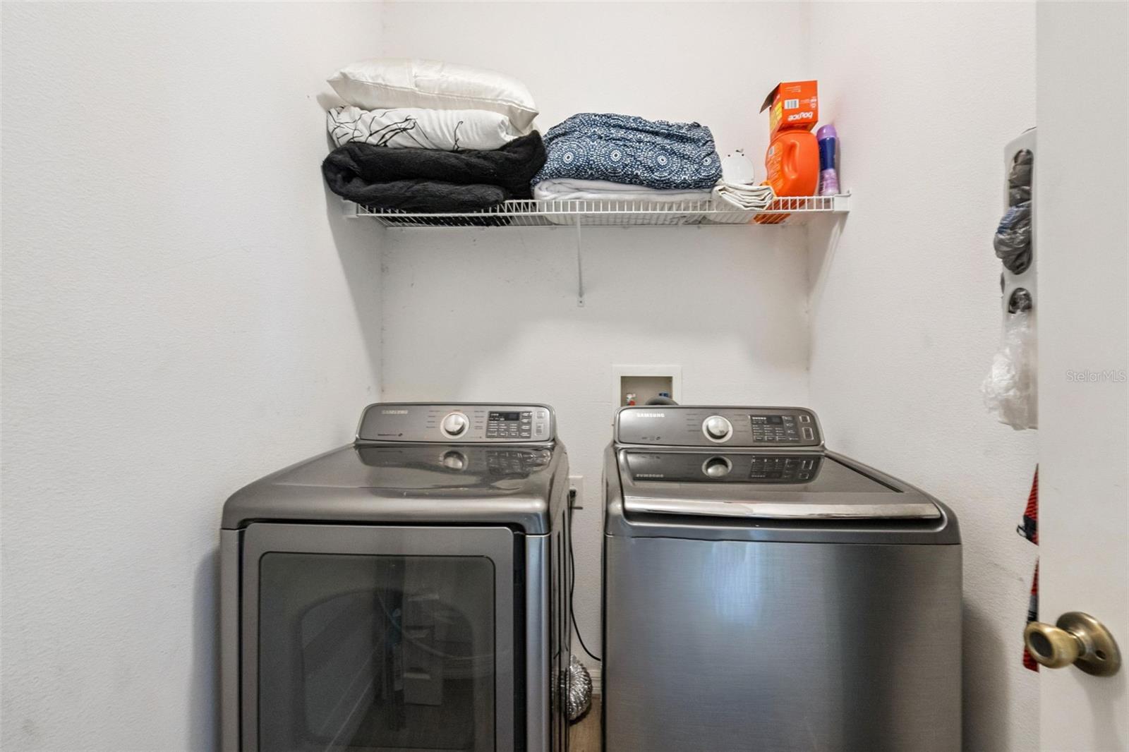 Image 32 of 43 For 4867 Sweet Cedar Circle