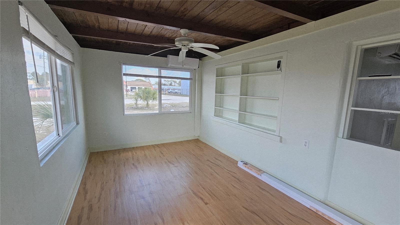 Image 4 of 12 For 45 Langsner Street #a