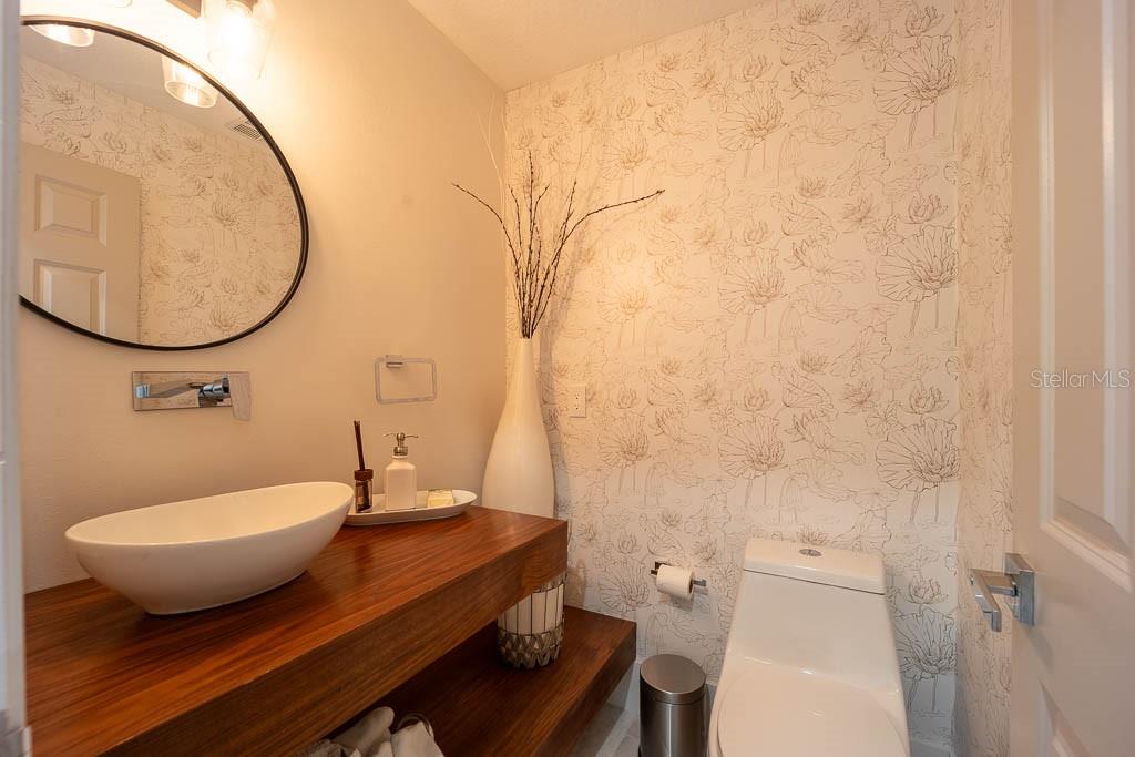 Image 25 of 48 For 735 Oakdale Street