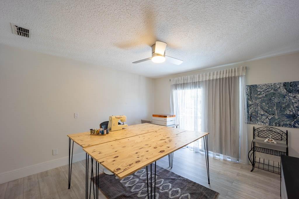 Image 33 of 48 For 735 Oakdale Street