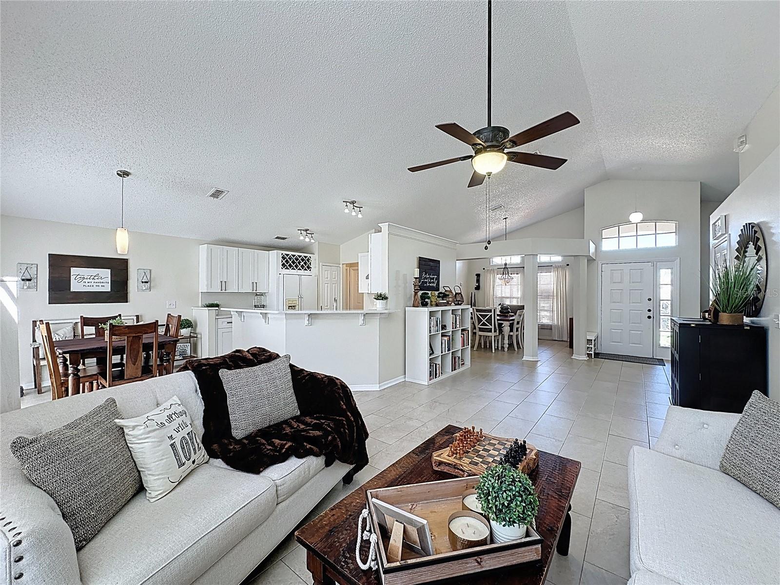 Image 13 of 57 For 449 Bent Oak Loop