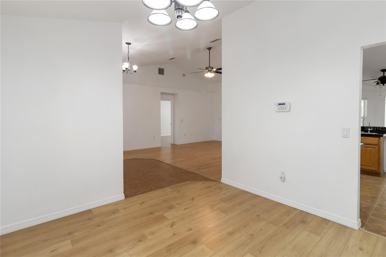 Image 10 of 52 For 2410 Bar Lou Court