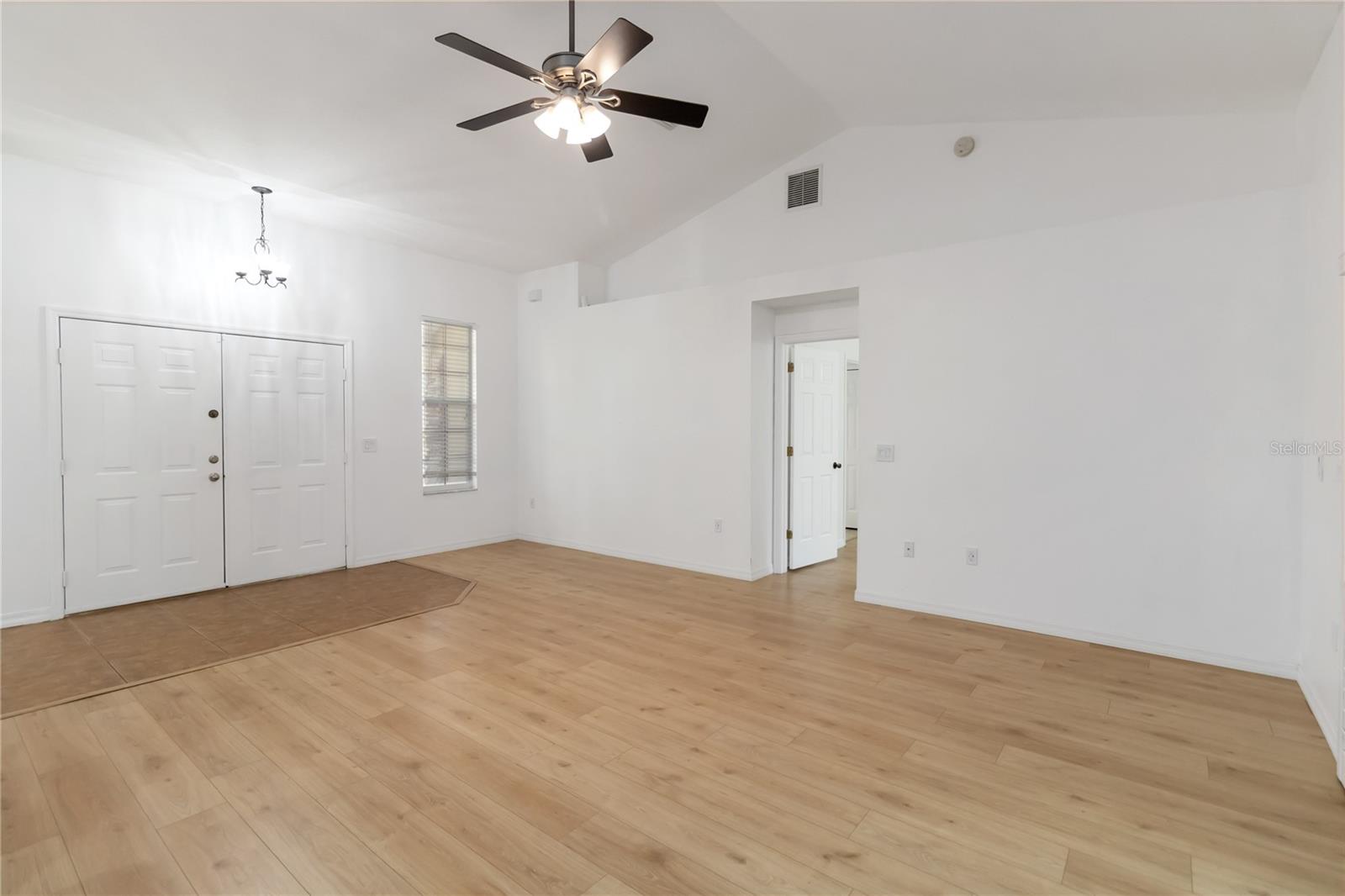 Image 11 of 52 For 2410 Bar Lou Court