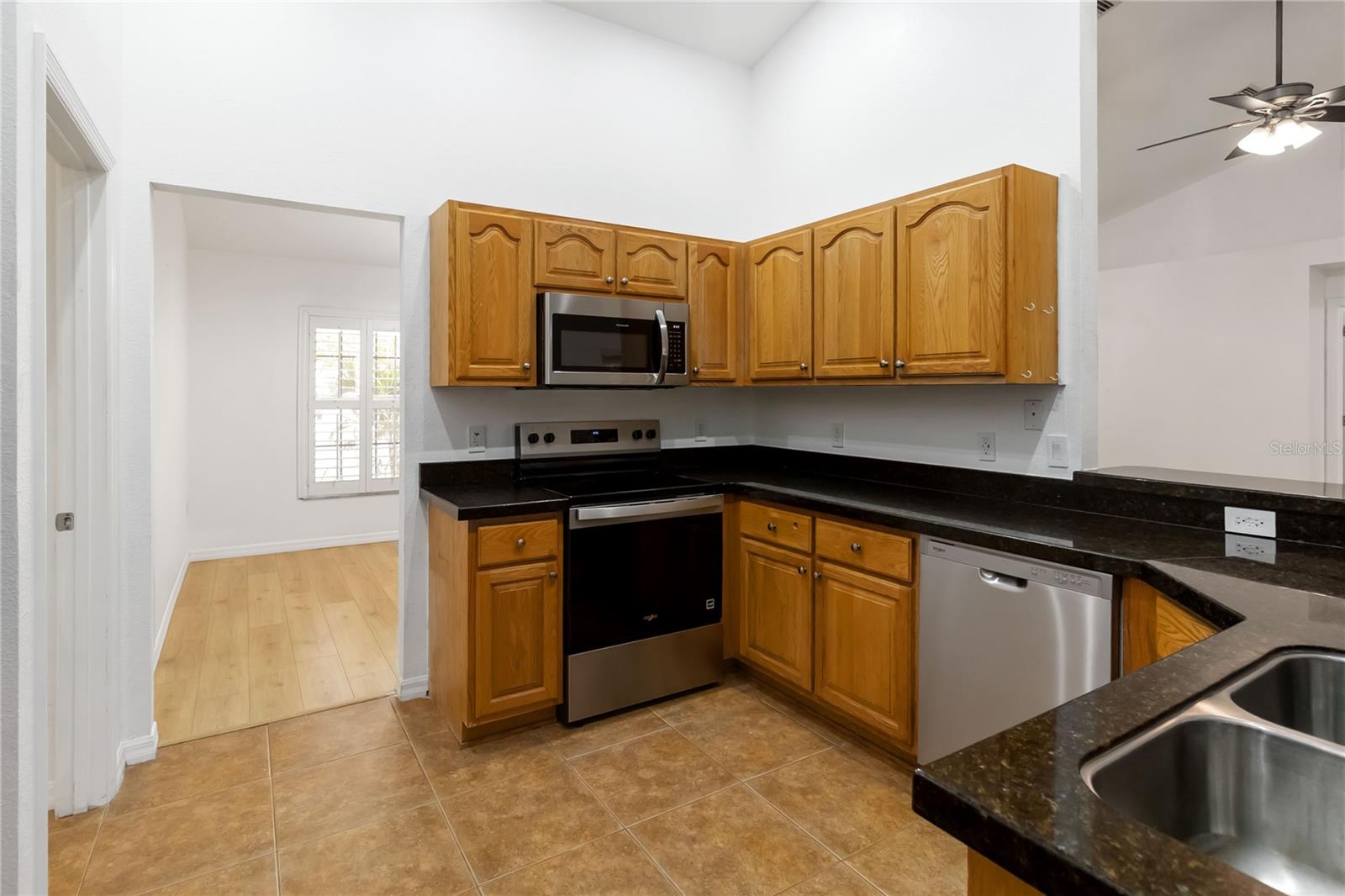 Image 14 of 52 For 2410 Bar Lou Court