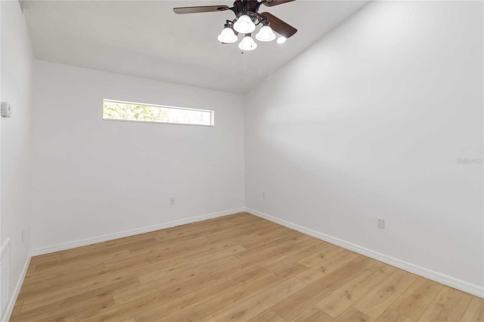 Image 34 of 52 For 2410 Bar Lou Court