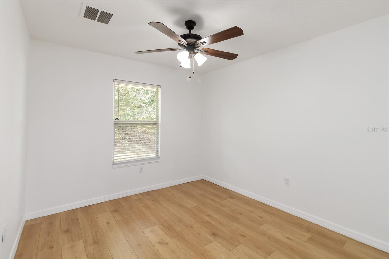 Image 36 of 52 For 2410 Bar Lou Court