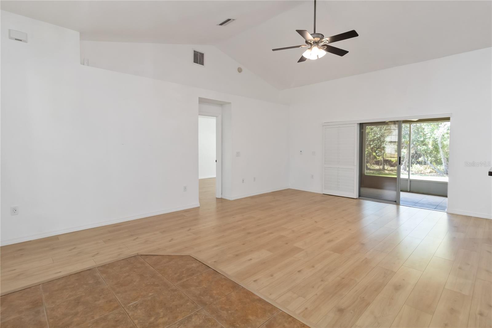 Image 6 of 52 For 2410 Bar Lou Court