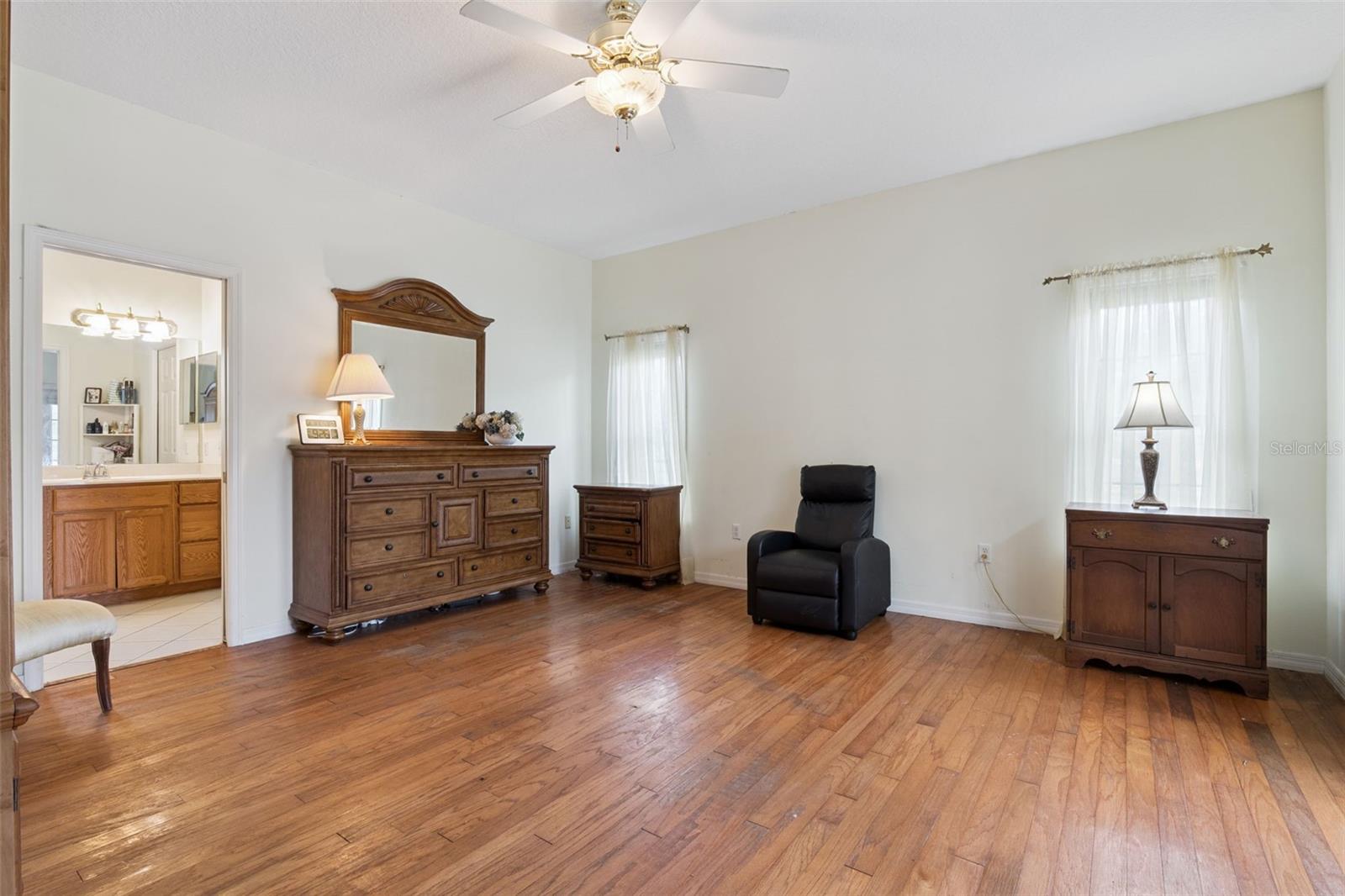 Image 17 of 59 For 22841 Stallion Drive