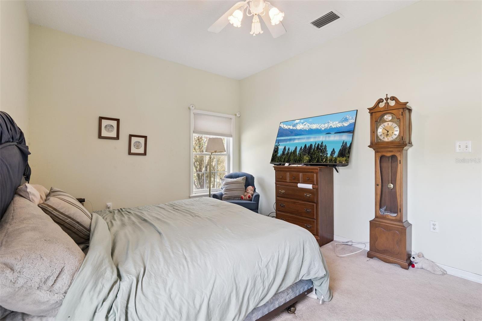 Image 24 of 59 For 22841 Stallion Drive