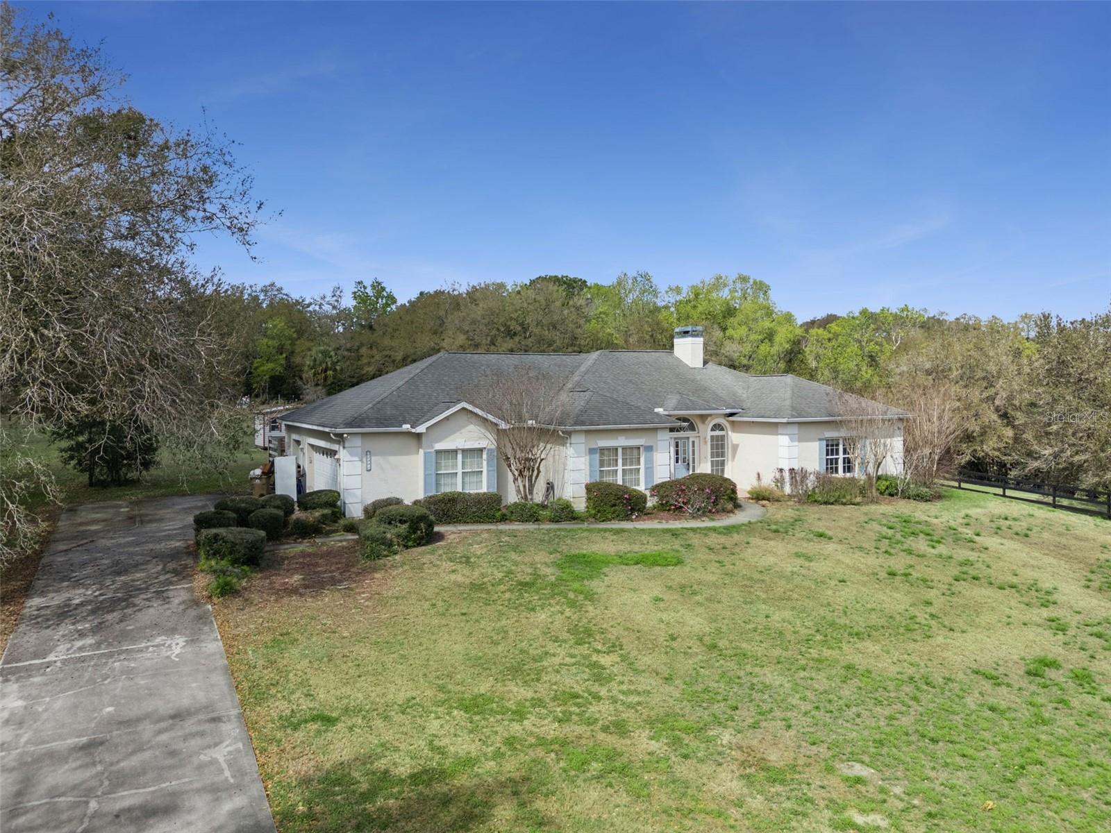 Image 39 of 59 For 22841 Stallion Drive