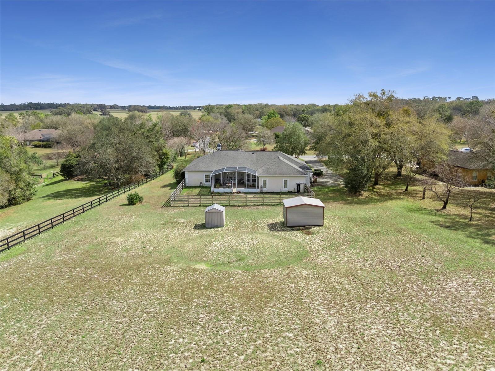 Image 44 of 59 For 22841 Stallion Drive