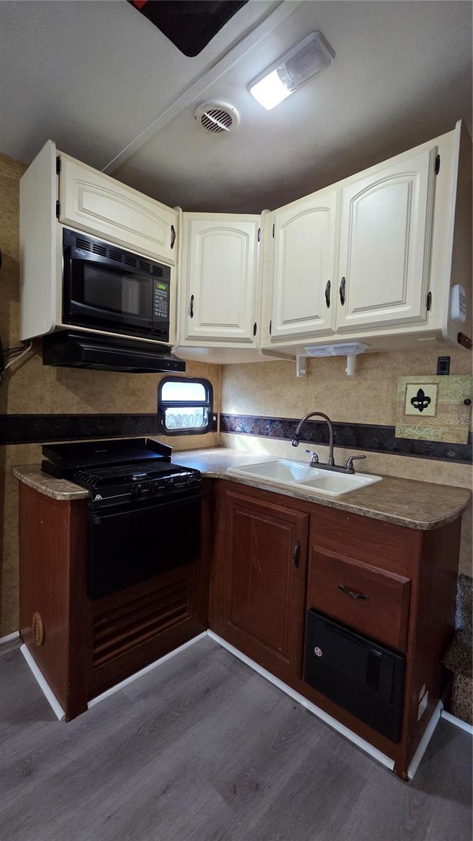 Image 17 of 24 For 3000 Clarcona Road 554