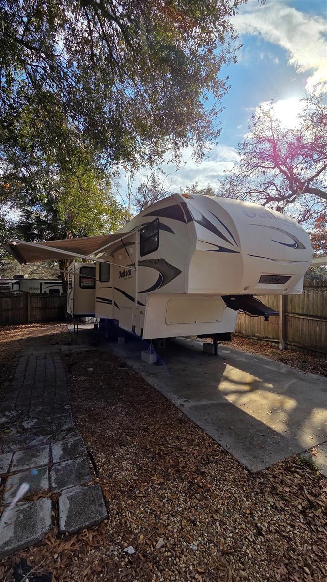 Image 4 of 24 For 3000 Clarcona Road 554