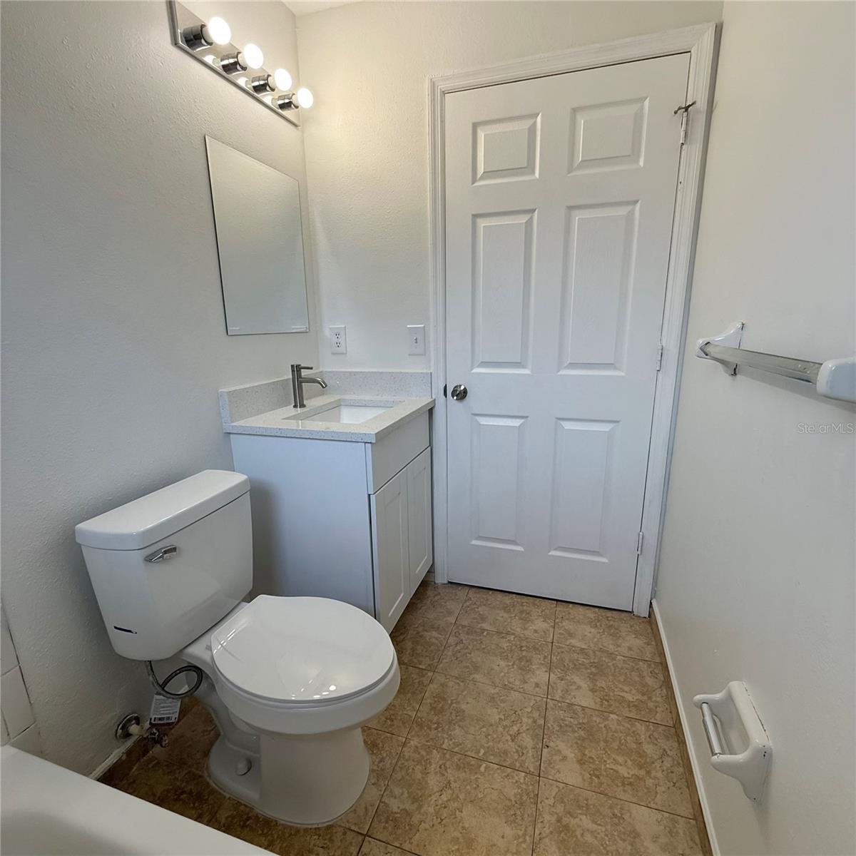 Image 27 of 37 For 44 Saint Kitts Circle