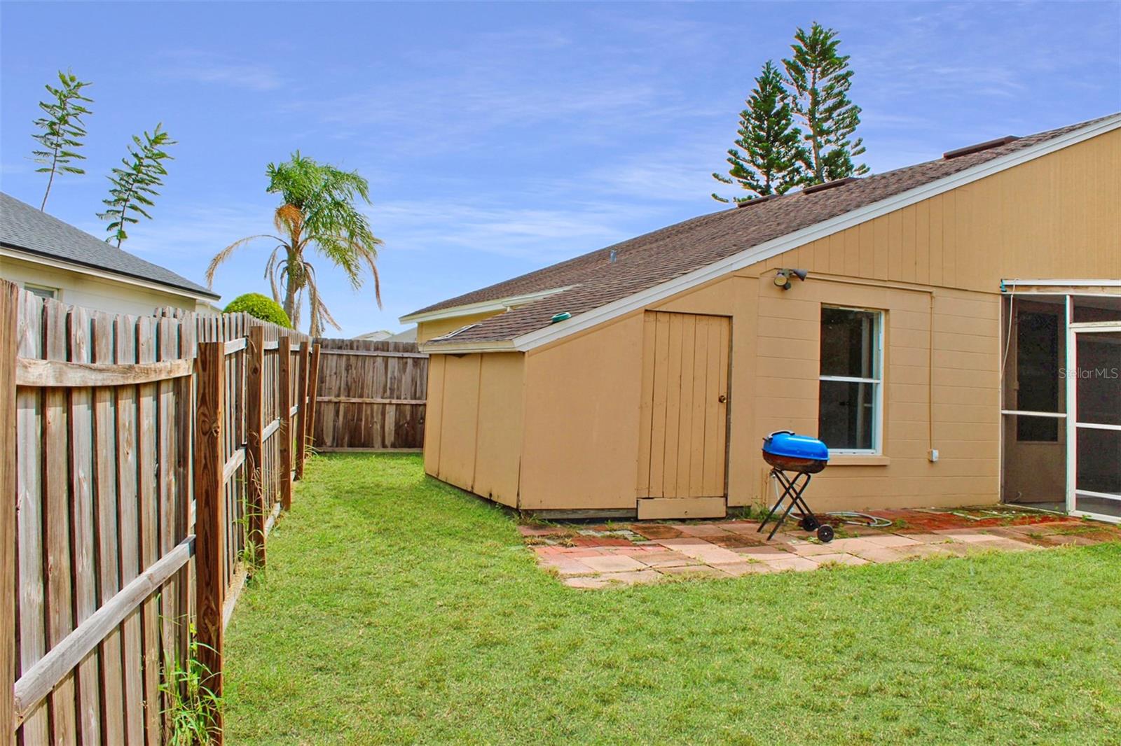 Image 33 of 37 For 44 Saint Kitts Circle