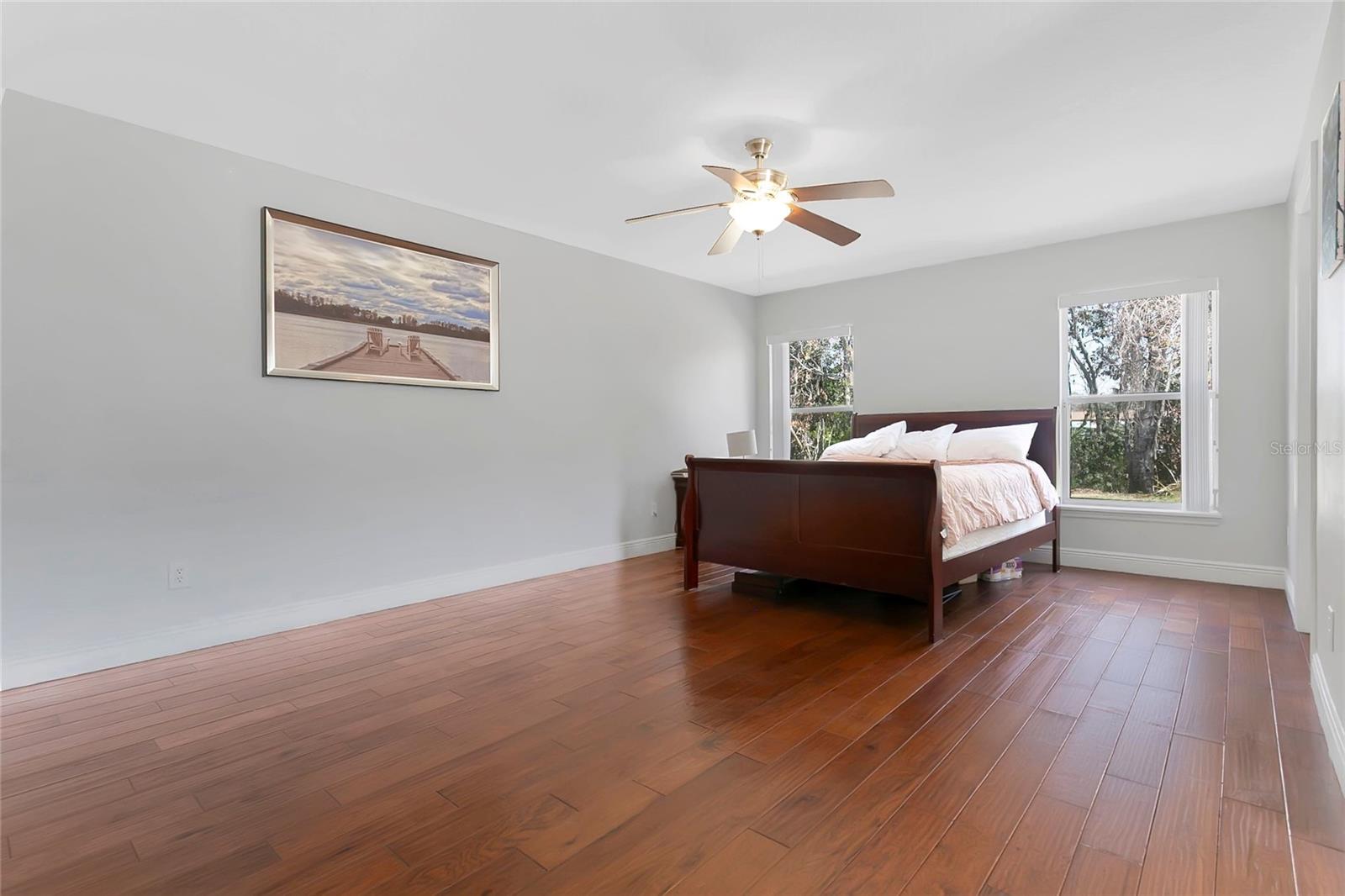 Image 10 of 36 For 403 Carey Way