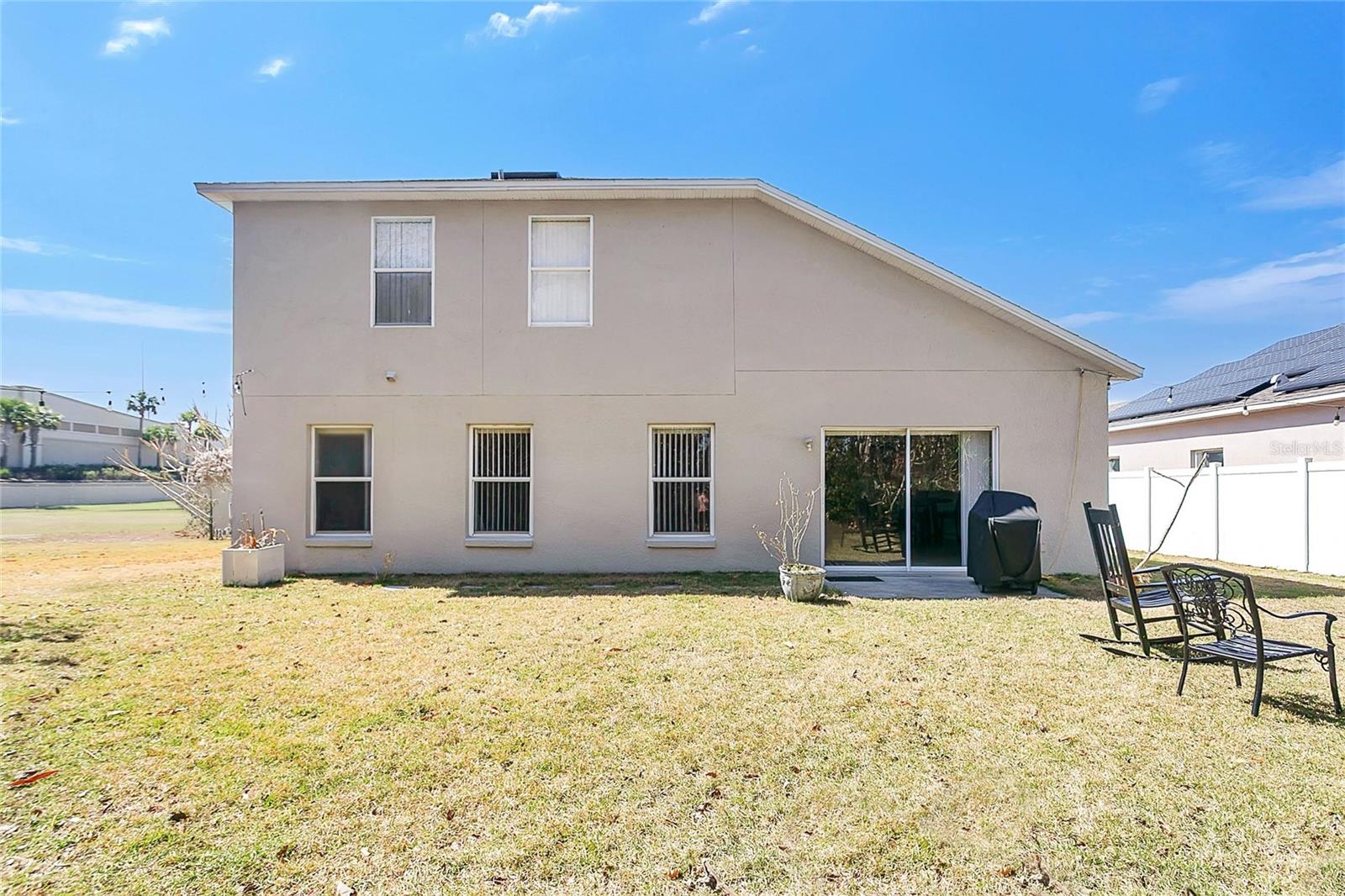 Image 25 of 36 For 403 Carey Way