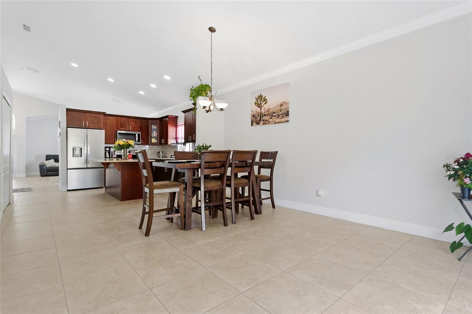 Image 5 of 36 For 403 Carey Way