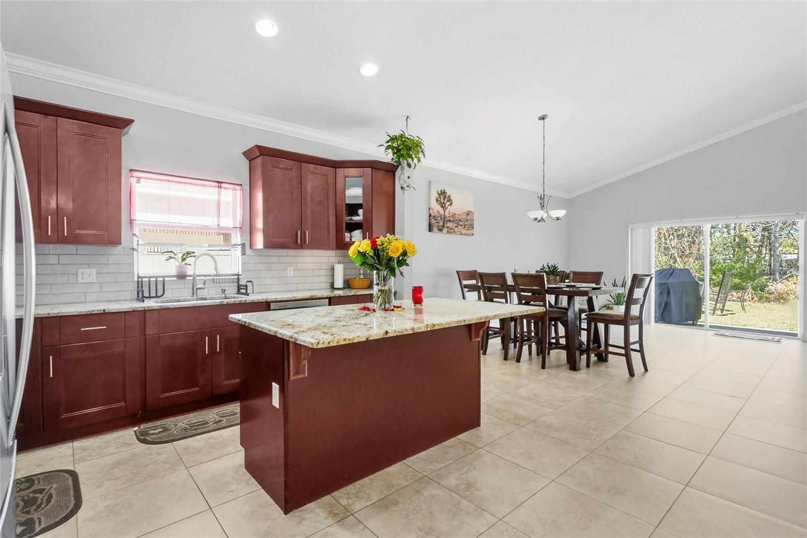 Image 8 of 36 For 403 Carey Way