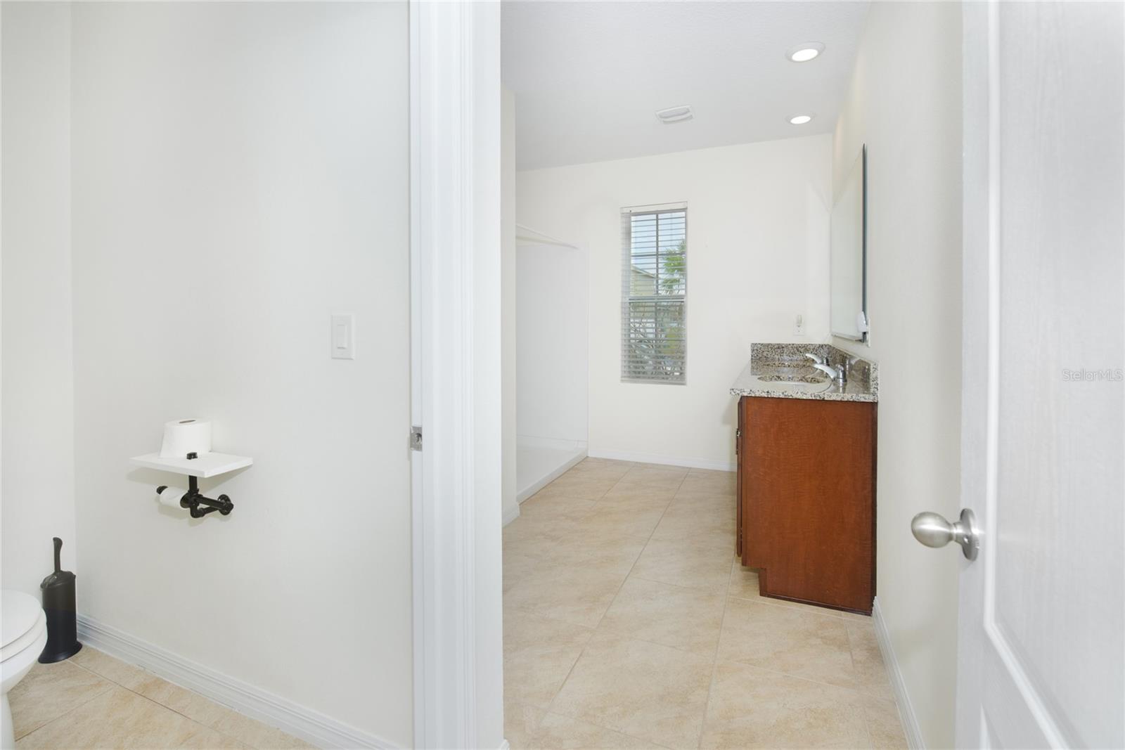 Listing photo id 17 for 1932 Red Canyon Drive