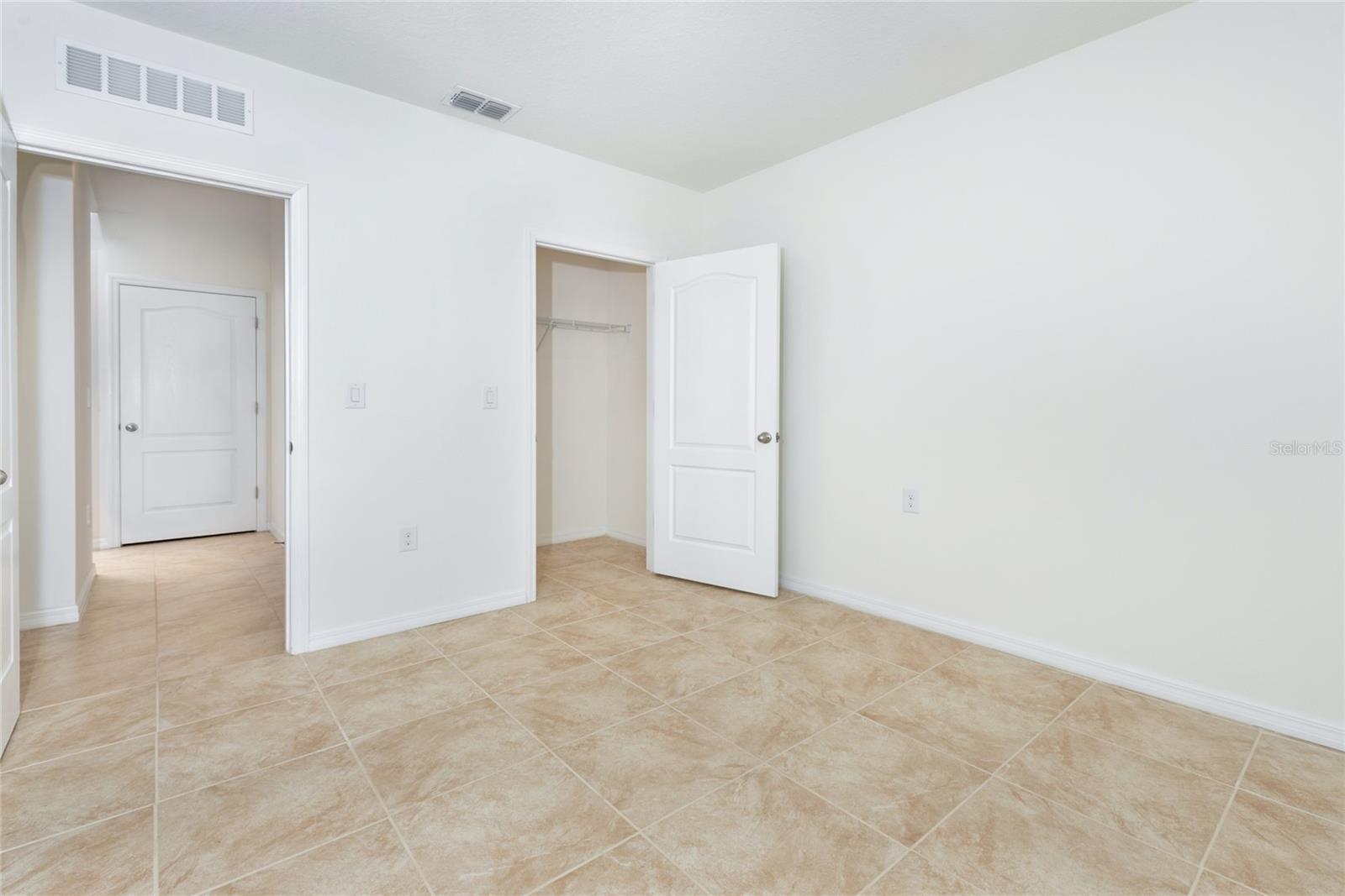 Listing photo id 22 for 1932 Red Canyon Drive