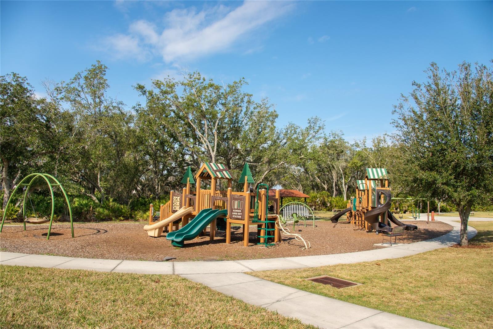 Listing photo id 32 for 1932 Red Canyon Drive