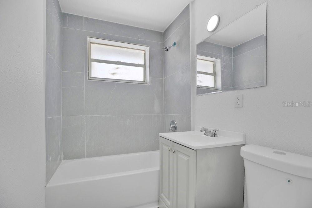 Image 23 of 29 For 124 Baywood Drive