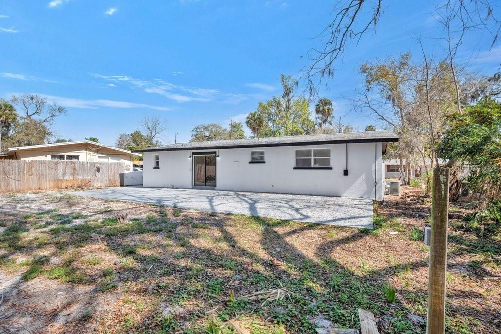 Image 28 of 29 For 124 Baywood Drive