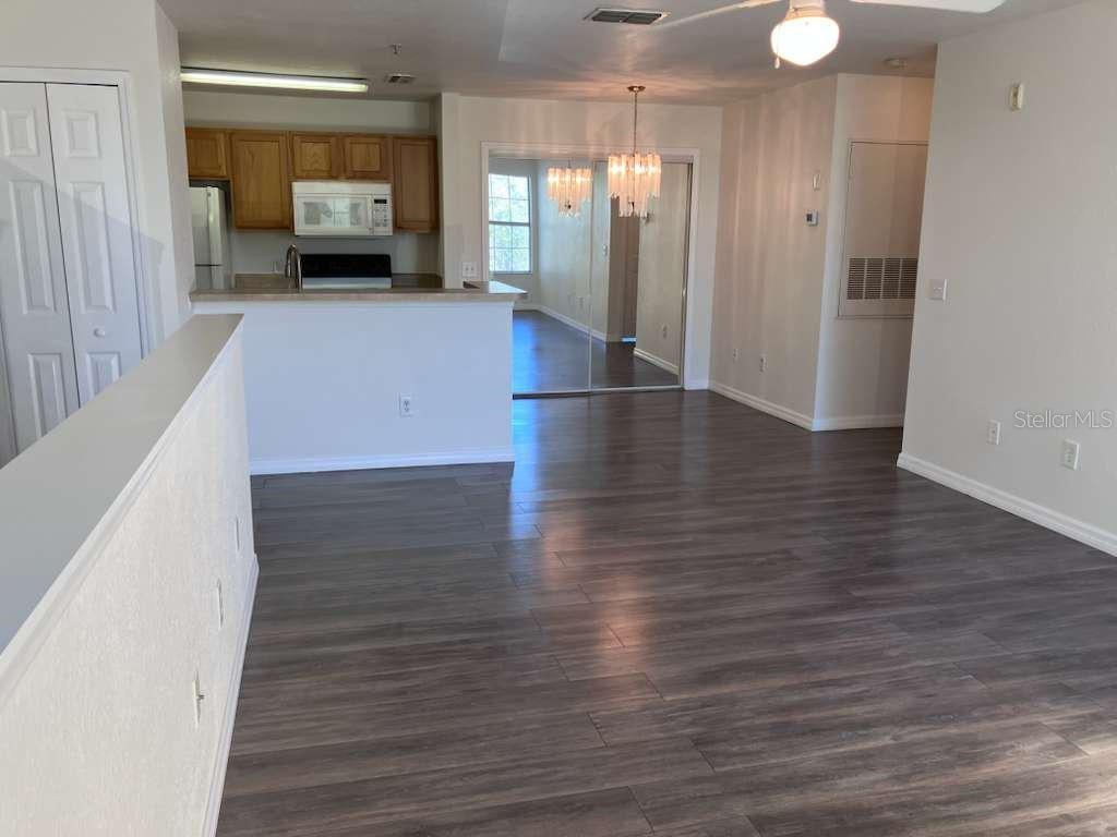 Image 13 of 21 For 4850 51st Street W 1203