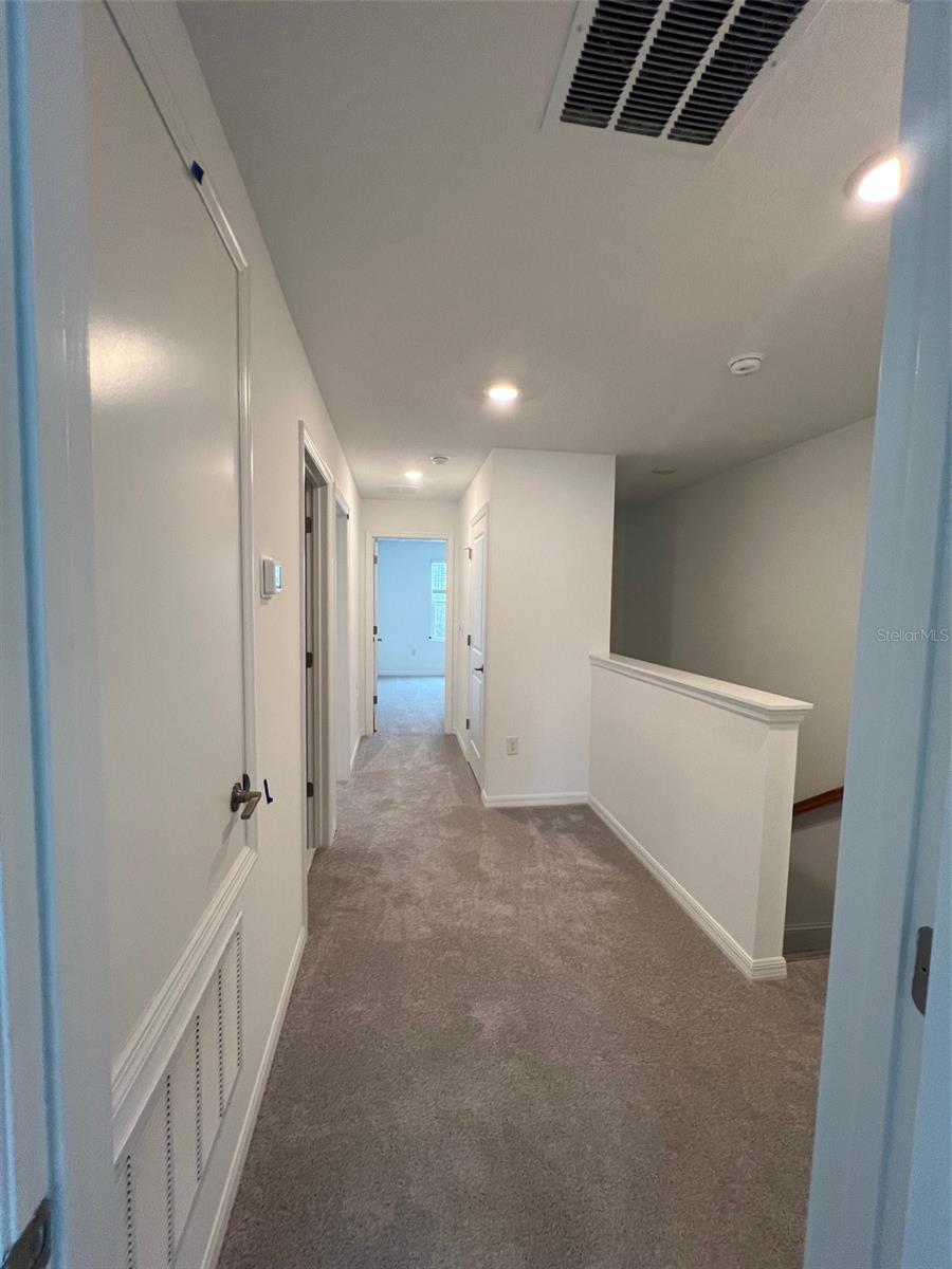 Image 10 of 14 For 2958 Canary Avenue