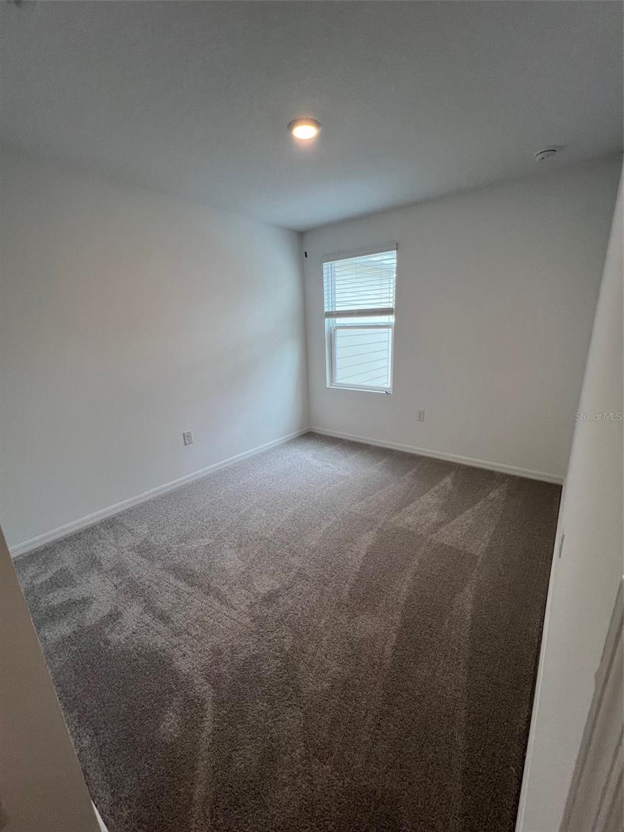 Image 12 of 14 For 2958 Canary Avenue