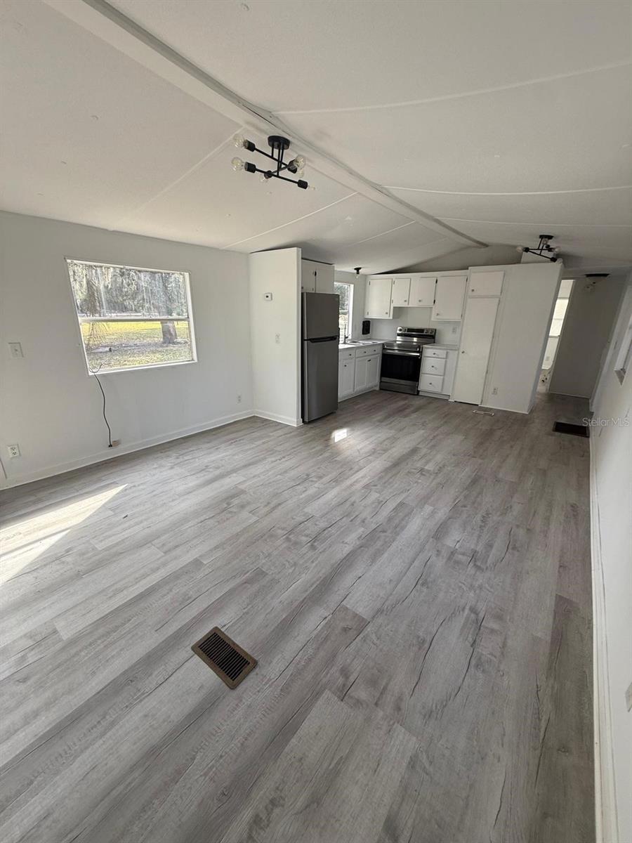 Image 5 of 17 For 2302 Lowery Street