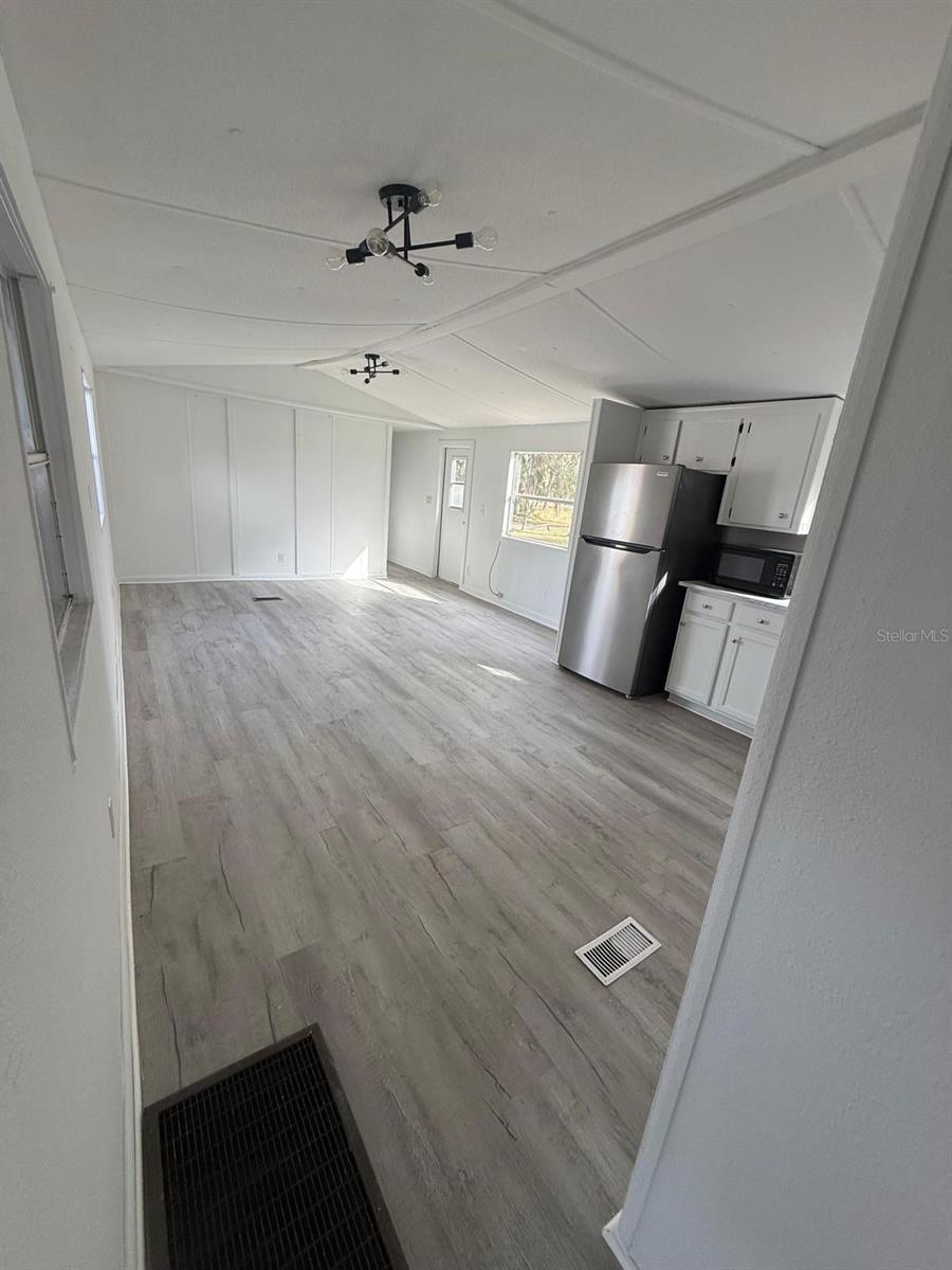 Image 7 of 17 For 2302 Lowery Street