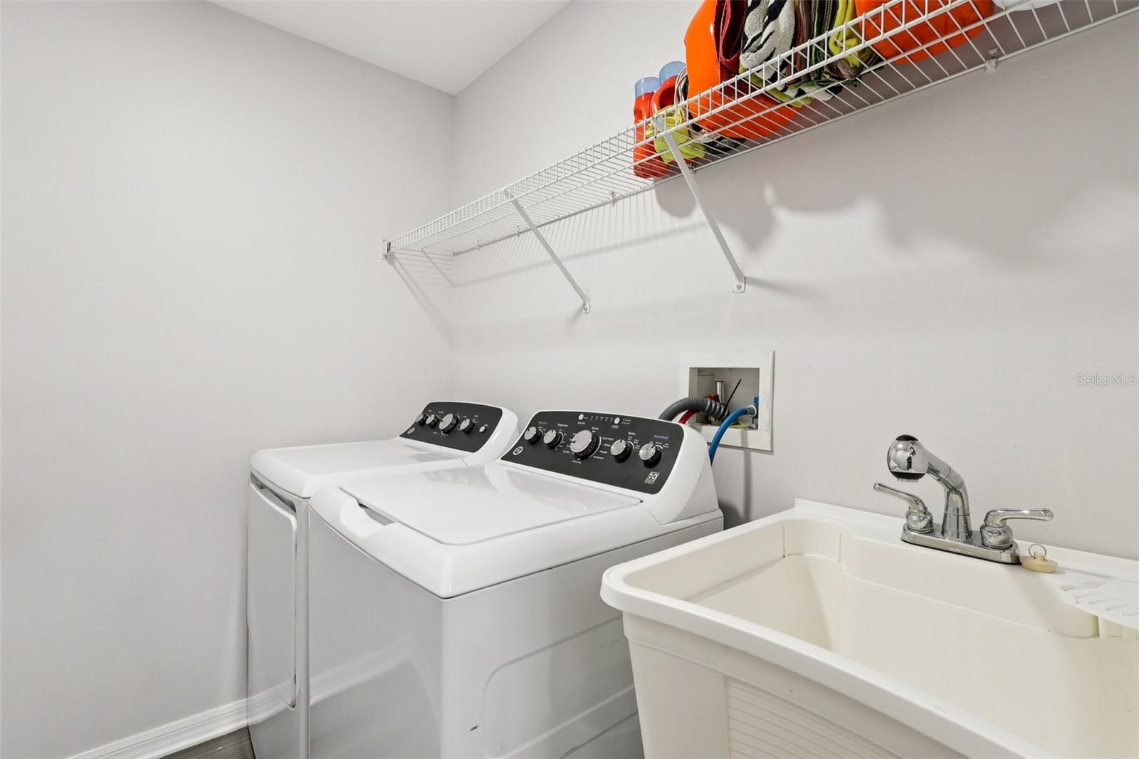 Image 37 of 71 For 2104 Congress Lane