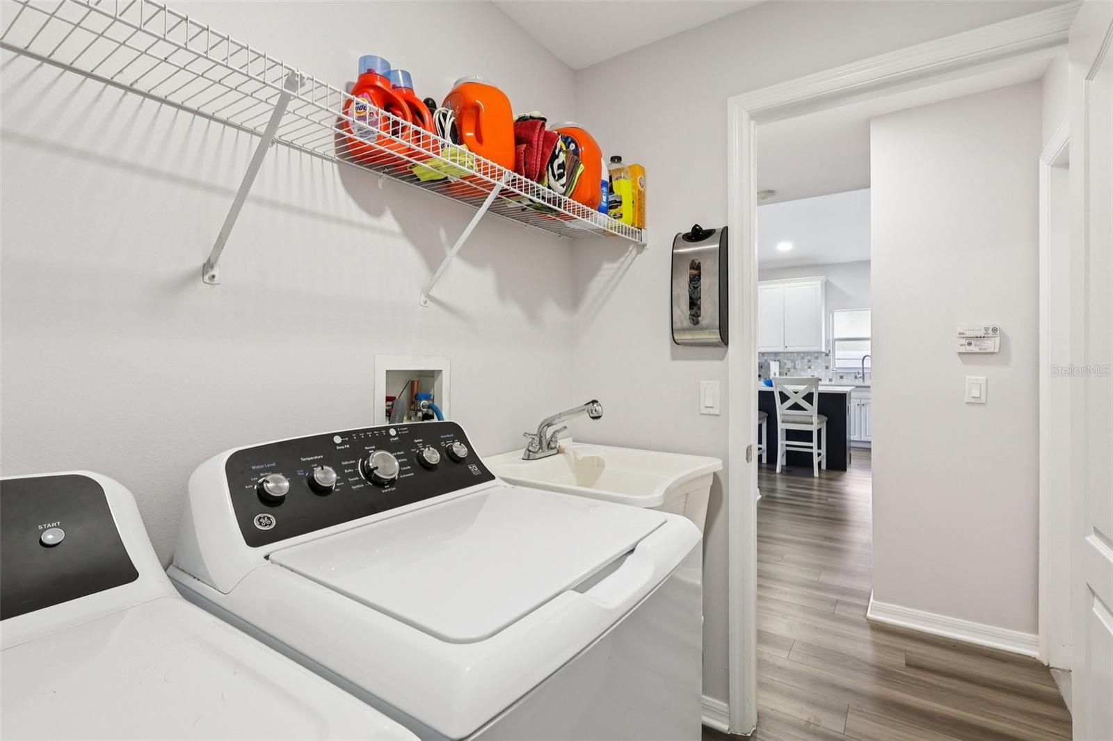 Image 38 of 71 For 2104 Congress Lane