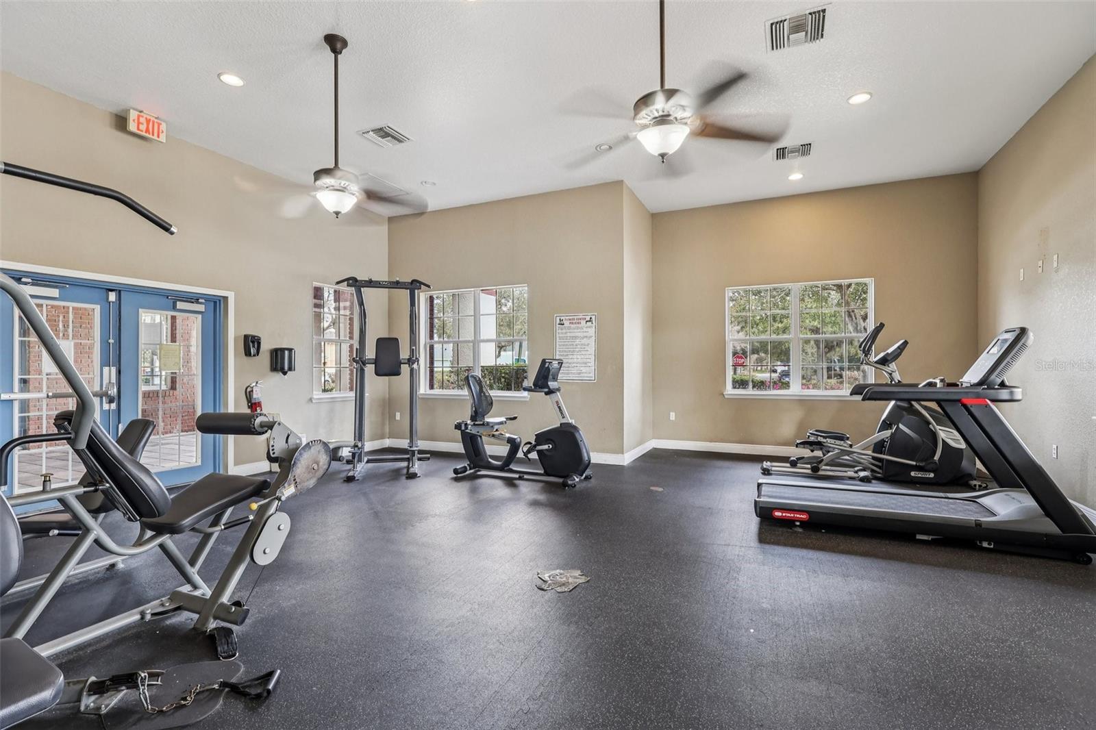 Image 50 of 71 For 2104 Congress Lane