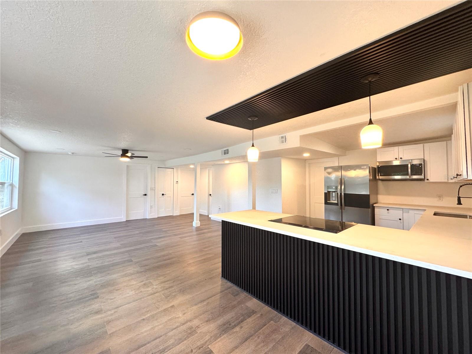 Image 4 of 12 For 1135 Cherokee Drive