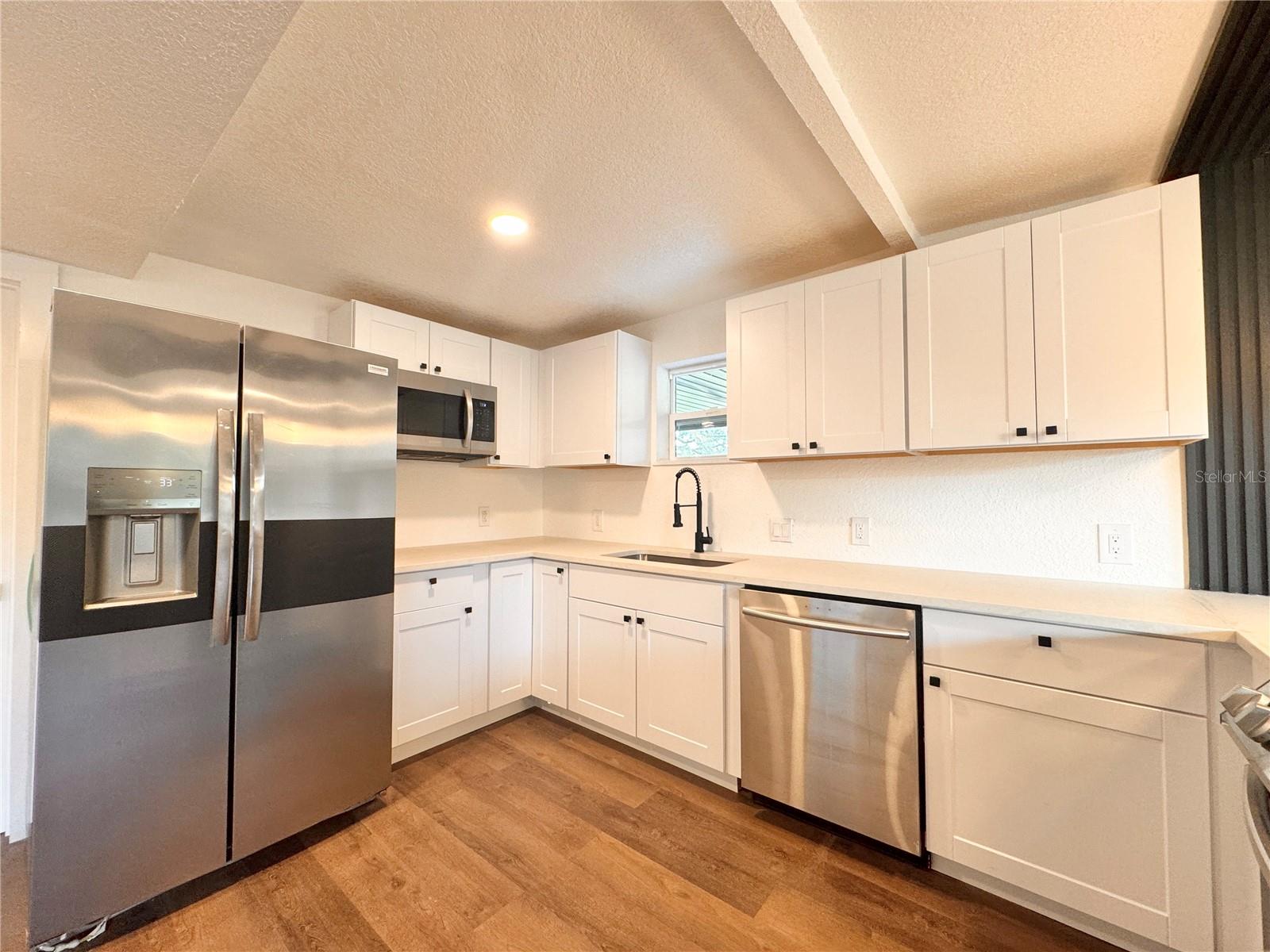 Image 5 of 12 For 1135 Cherokee Drive