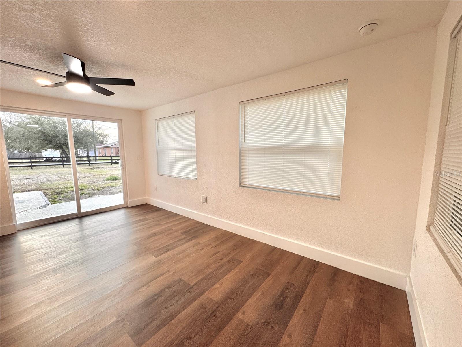 Image 9 of 12 For 1135 Cherokee Drive